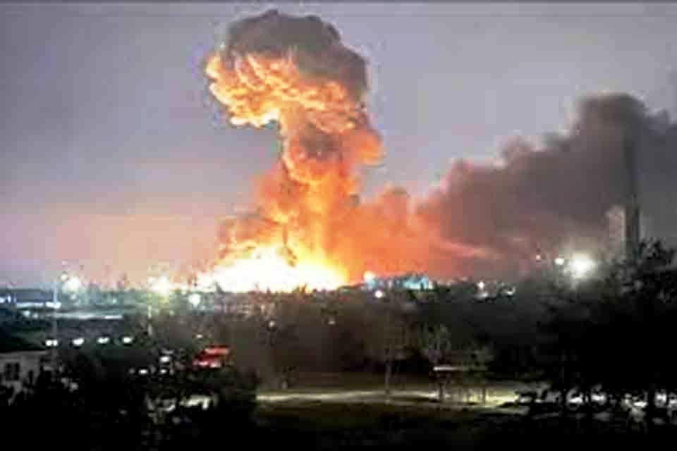 Exército russo confirma início de bombardeios na Ucrânia