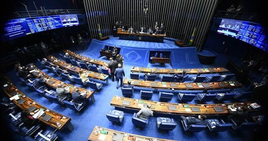 Com alta do petróleo, Senado pauta projetos sobre combustíveis
