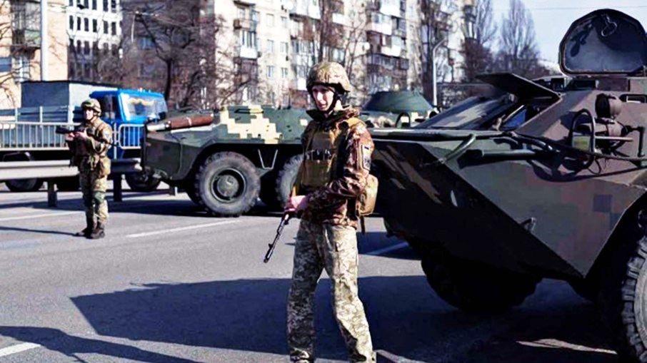Ucrânia adia retira de civis de Mariupol por não cumprimento de cessar-fogo pela Rússia