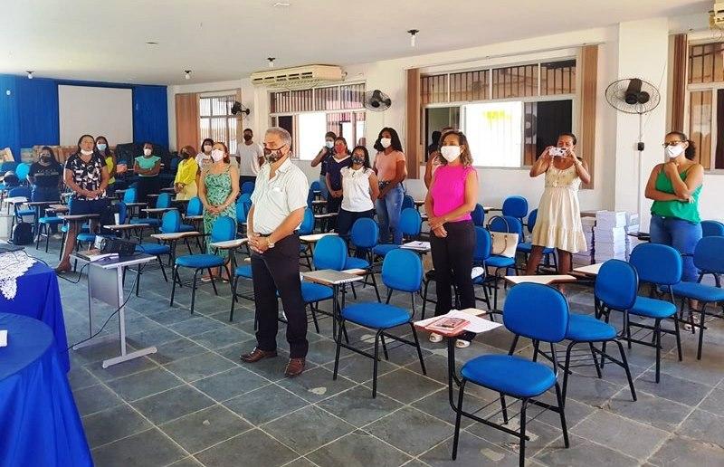 Prefeitura de Conceição da Barra realiza formação continuada para coordenadores escolares