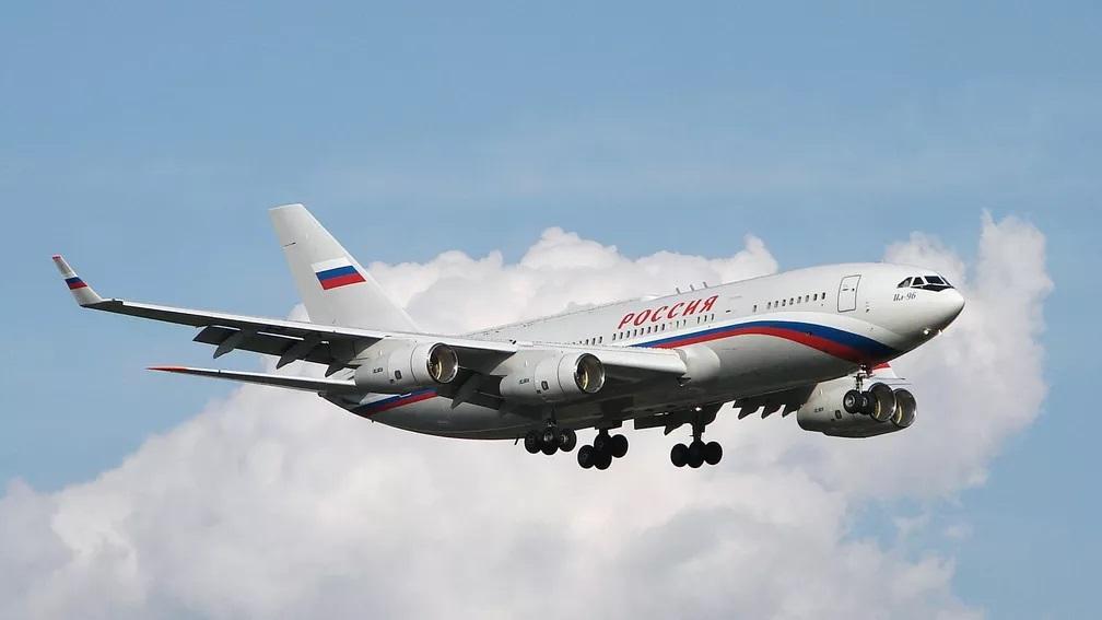 Avião presidencial de Vladimir Putin tem “botão nuclear”, academia e decoração neoclássica