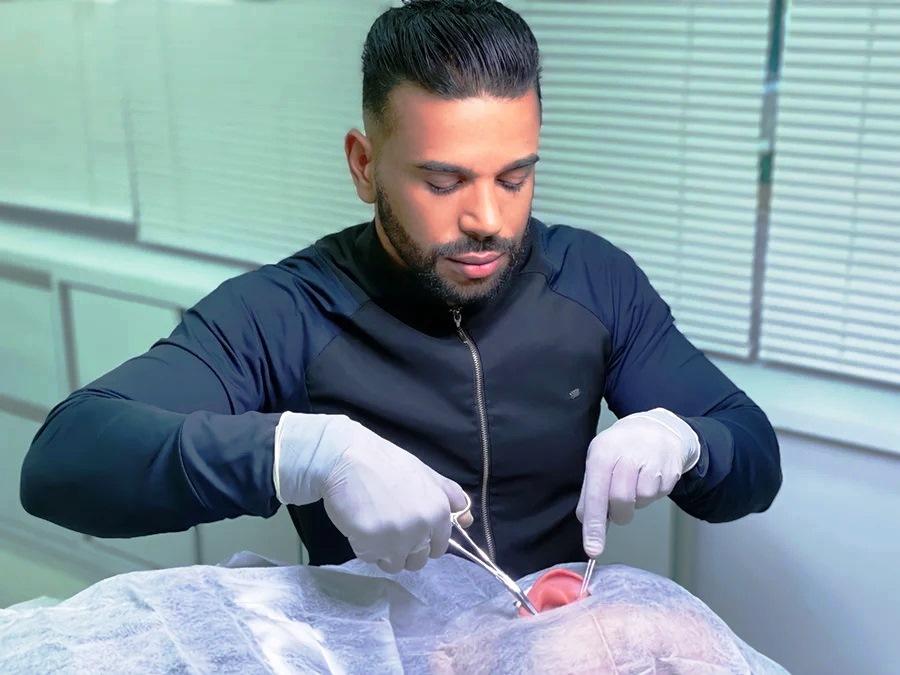 Harmonização corrige orelhas de abano e imperfeições sem bisturi