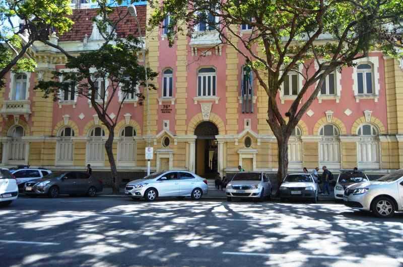 Jovem estuprada e mantida em cárcere privado pelos sogros é resgatada pela polícia