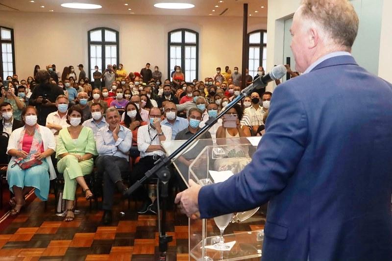 Governo do ES entrega projetos e ações para incremento do turismo capixaba