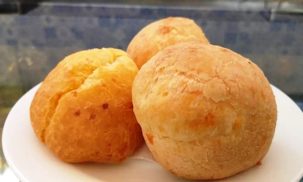 Pão de queijo não existiria sem a mandioca