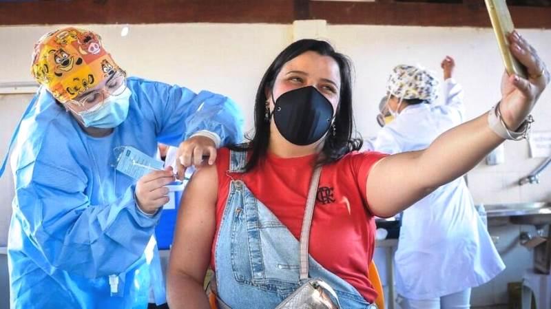 Brasil registra 69 óbitos e 8,8 mil casos de covid-19 em 24 horas