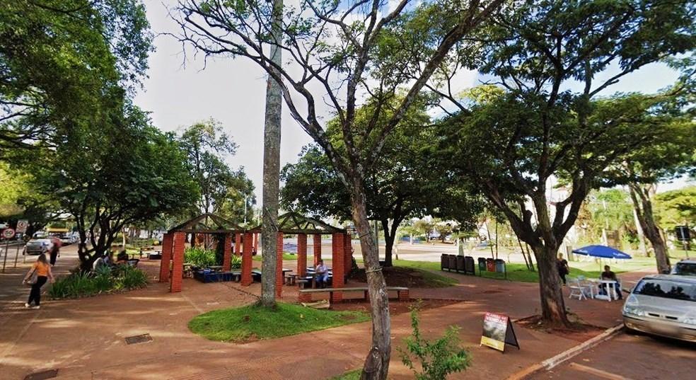 Para ficar com namorado na cadeia, homem faz furtos e ameaça até matar se for solto: ‘Sem ele nada faz sentido’