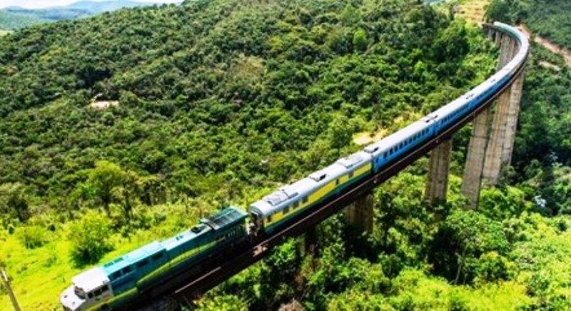 Viagens de trem de MG para ES são retomadas parcialmente