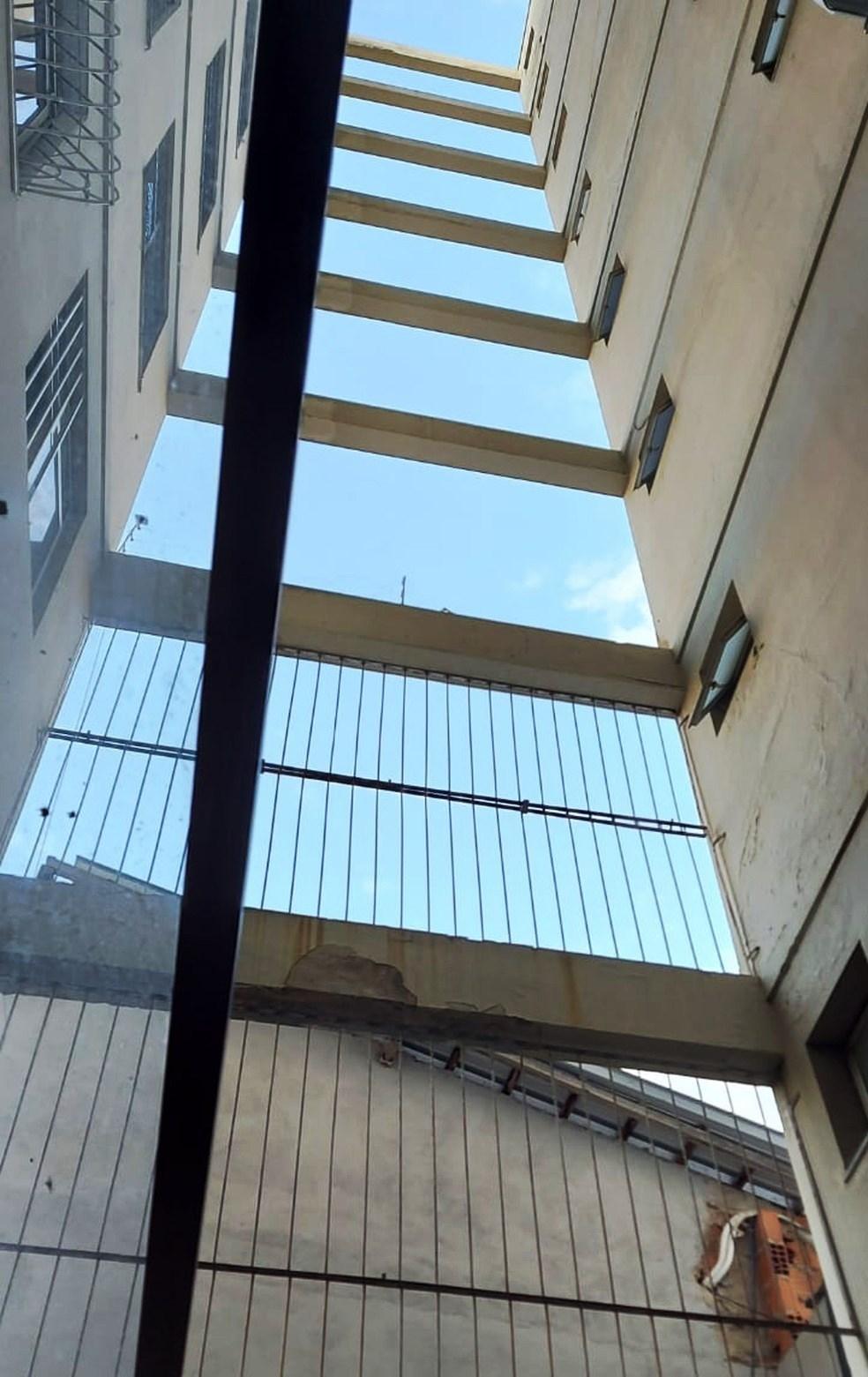 Criança de 4 anos cai de 10º andar de prédio em Colatina, ES