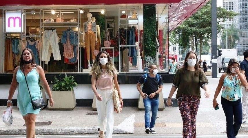 Em 24 horas, Brasil tem 19 mil casos de covid-19