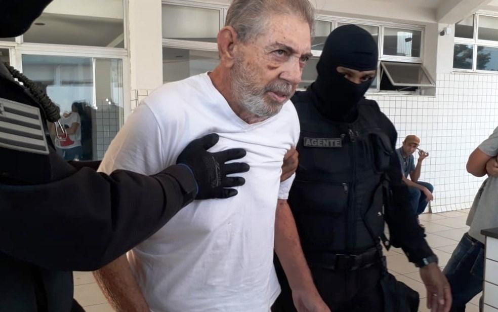 Advogada, nova esposa de João de Deus presta serviço como conciliadora para o TJ-GO