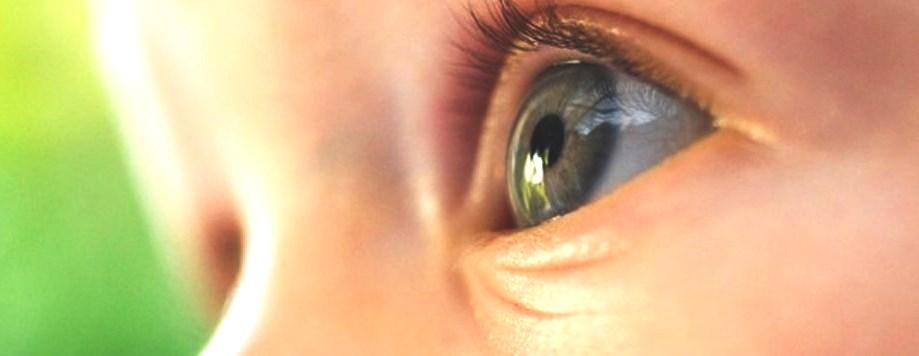 Infecção sexualmente transmissível pode afetar os olhos; saiba como se proteger