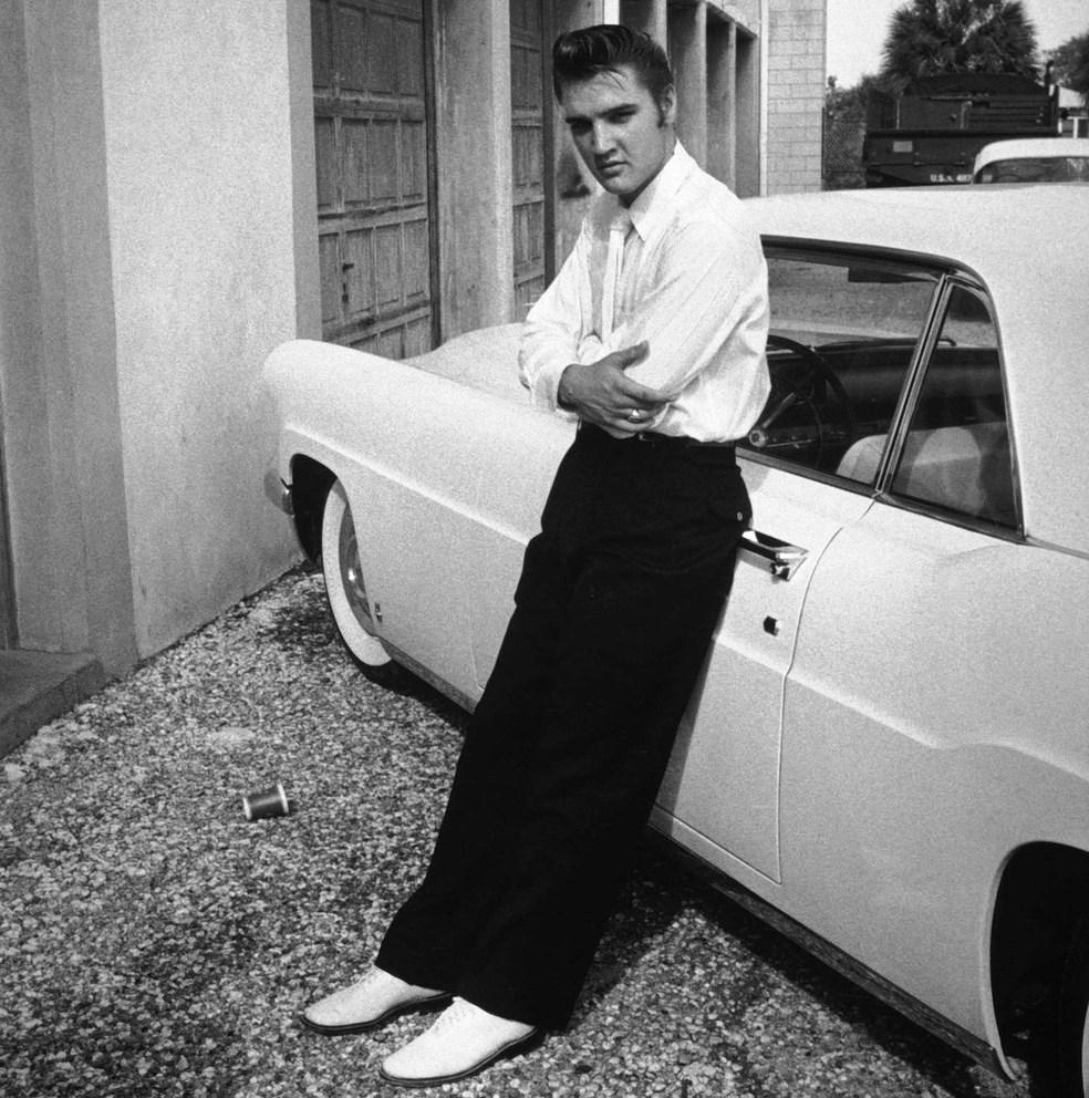 Carro de Elvis Presley, que já foi o mais caro do mundo, foi exposto no Salão de NY