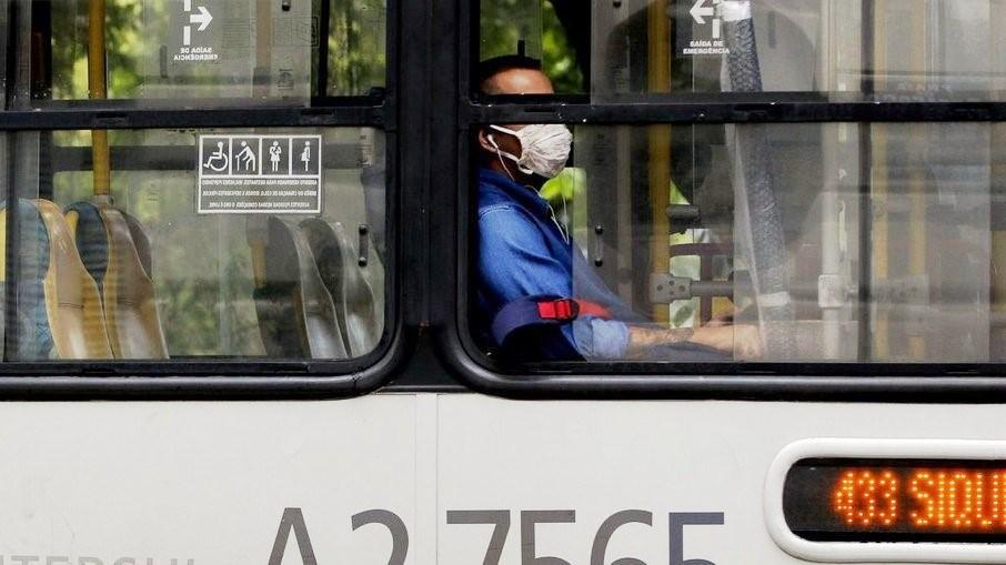 Brasil registra 21.344 casos confirmados de covid-19 em 24 horas