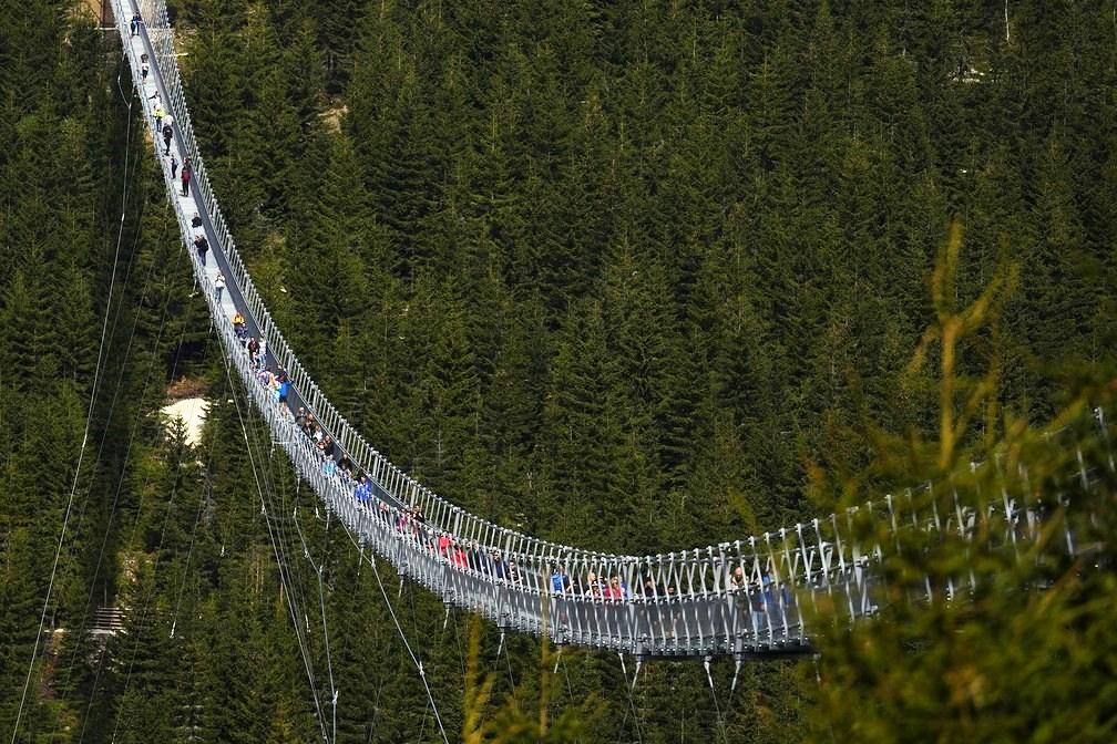 República Tcheca inaugura passarela suspensa mais longa do mundo