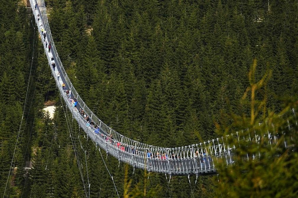 República Tcheca inaugura passarela suspensa mais longa do mundo