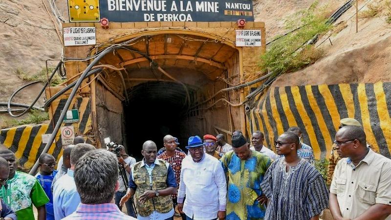 Oito trabalhadores estão presos há mais de 30 dias numa mina no Burkina Faso