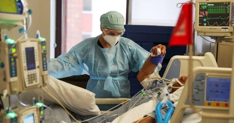 Brasil registra 10.415 novos casos de covid-19 em 24 horas
