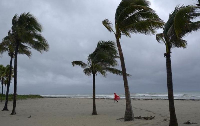 Fim de semana com temperaturas baixas, mar agitado e risco de geada no ES
