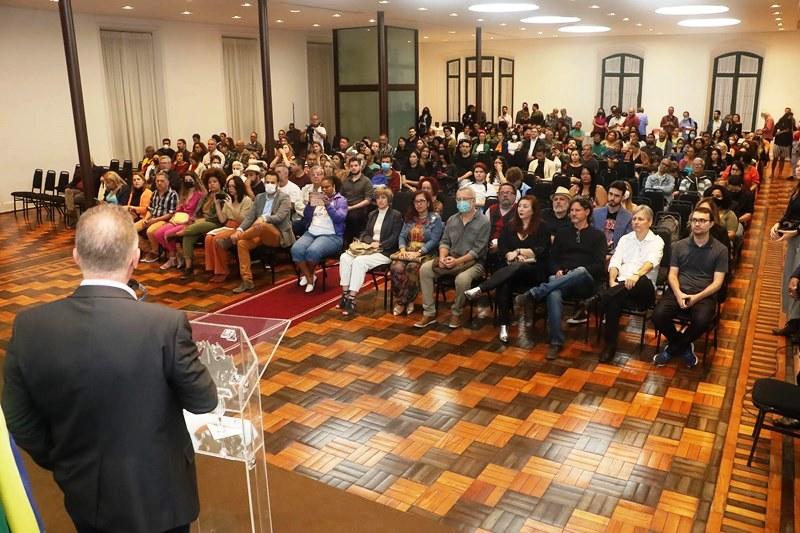 Secult realiza lançamento coletivo de livros contemplados em edital de literatura