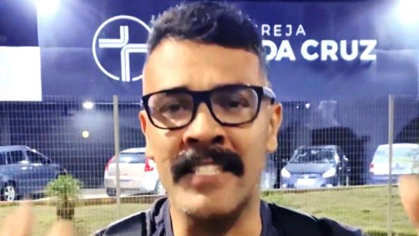 Exército notifica igreja e pede esclarecimentos sobre rifa de espingarda calibre 12, no ES