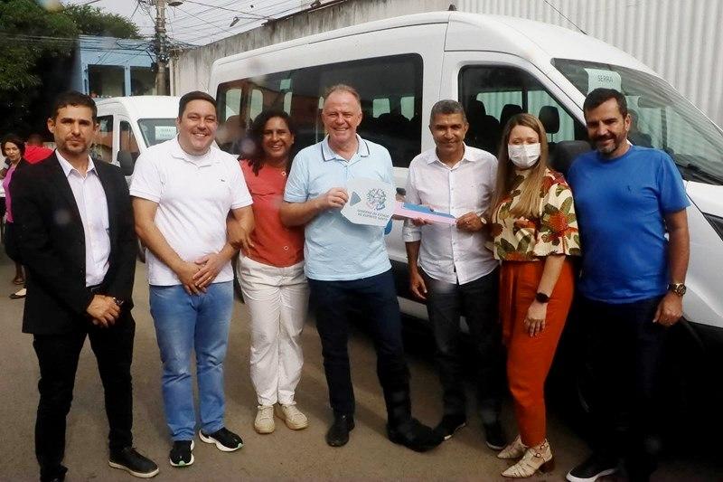 Casagrande anuncia ampliação do sistema de esgotamento sanitário na Serra, ES