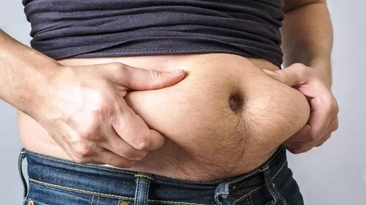 Maçã, pera, triângulo invertido: Há relação entre formato do corpo e saúde?