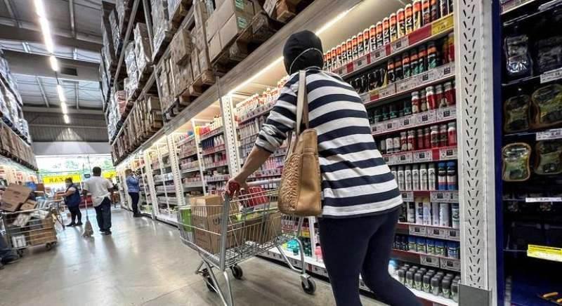 Em um ano, cesta básica sobe 17% e fica R$ 115 mais cara nos supermercados