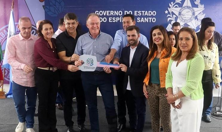 Municípios das microrregiões Rio Doce, Centro-Oeste e Noroeste do ES recebem equipamentos e vans para transporte