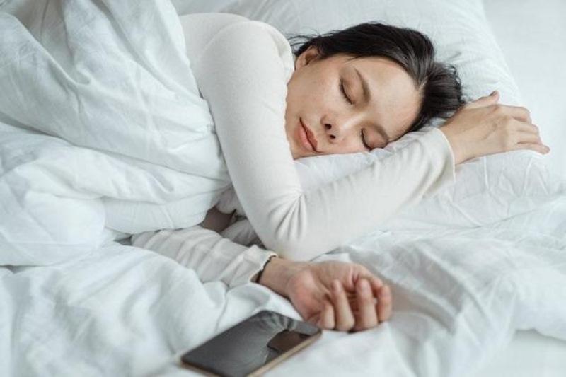 Especialista dá dicas para evitar que frio afete sono no inverno