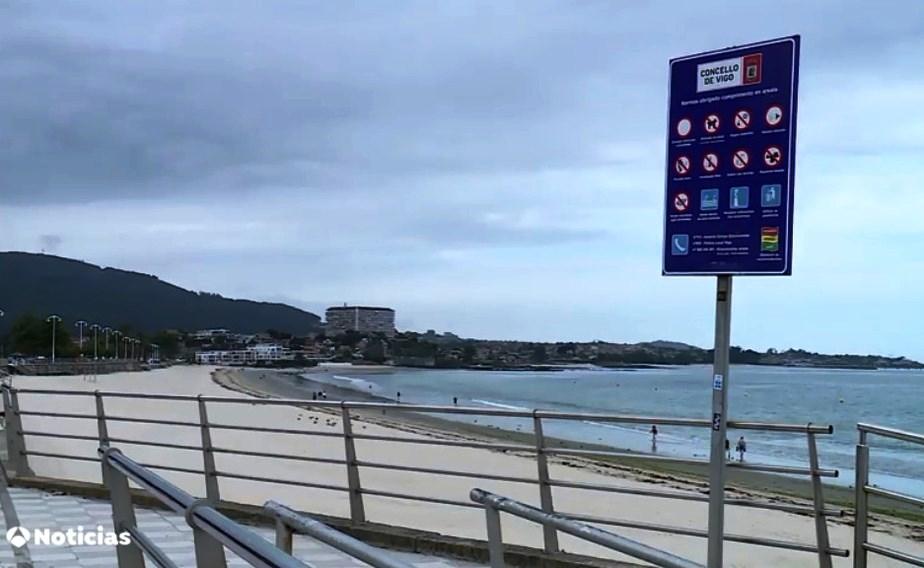 Cidade espanhola estabelece multa de R$ 4,1 mil para quem fizer xixi na água do mar