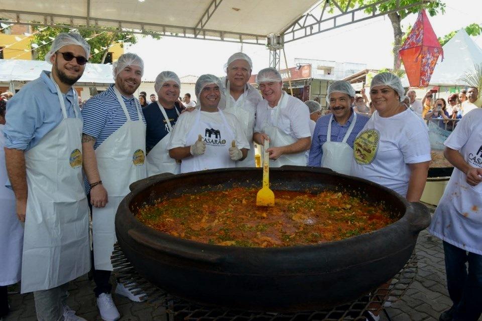 Maior Moqueca do Mundo será preparada em Conceição da Barra neste sábado (2)