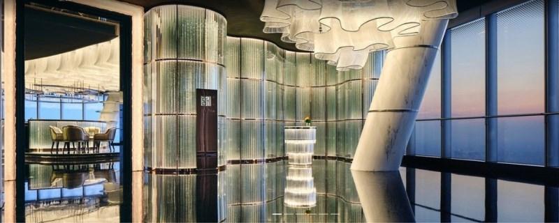 Restaurante chinês a 556 metros de altura ganha título de mais alto do mundo em um prédio