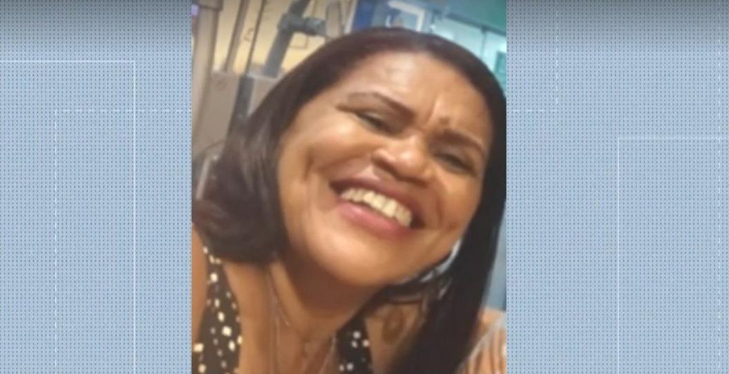 Corpo de mulher é encontrado esquartejado e enterrado no quintal de casa; marido foi preso