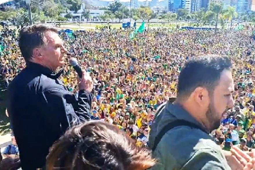 “Essa vitória será nossa”, disse Bolsonaro em discurso a evangélicos em Vitória, no ES