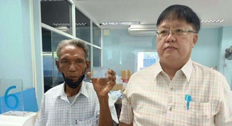 Tailandês que foi considerado 'morto' por 25 anos consegue provar que está vivo