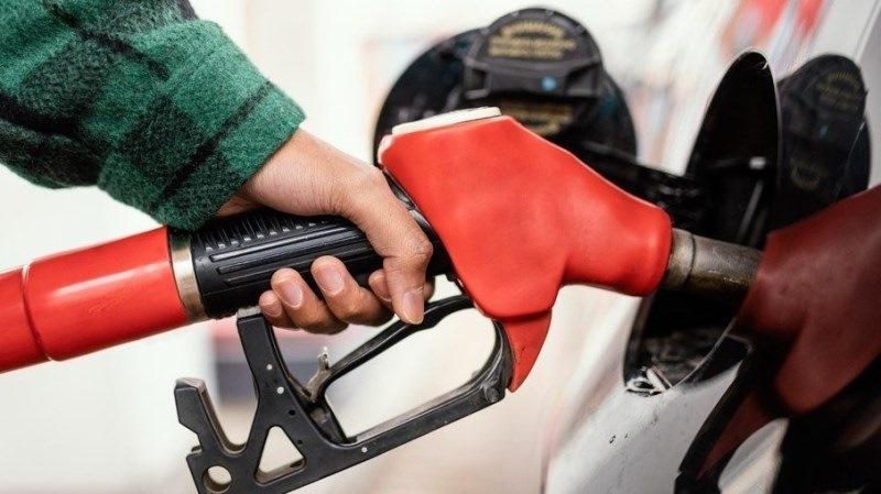 Petrobras reduz preço do litro da gasolina em R$ 0,15 a partir desta sexta-feira (29)