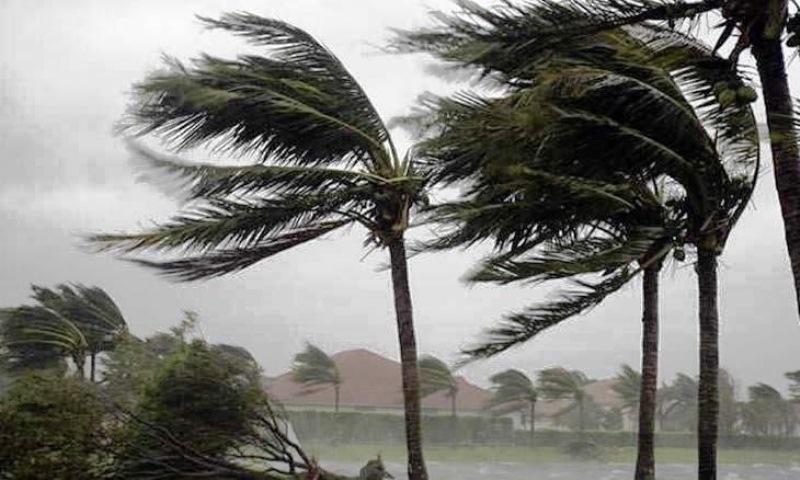 Chegada de frente fria pode causar ventos de até 75 km/h no ES