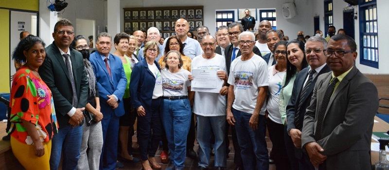 Líder do Cepaf é homenageado pela Câmara Municipal e pede apoio para os idosos