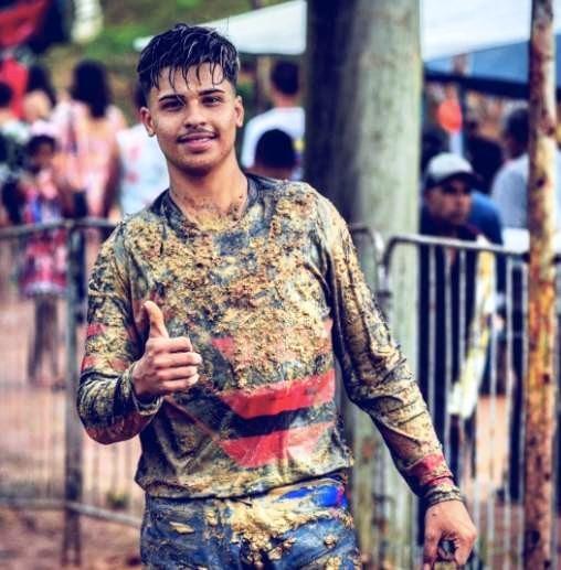 Piloto capixaba morre em acidente durante competição de motocross em MG