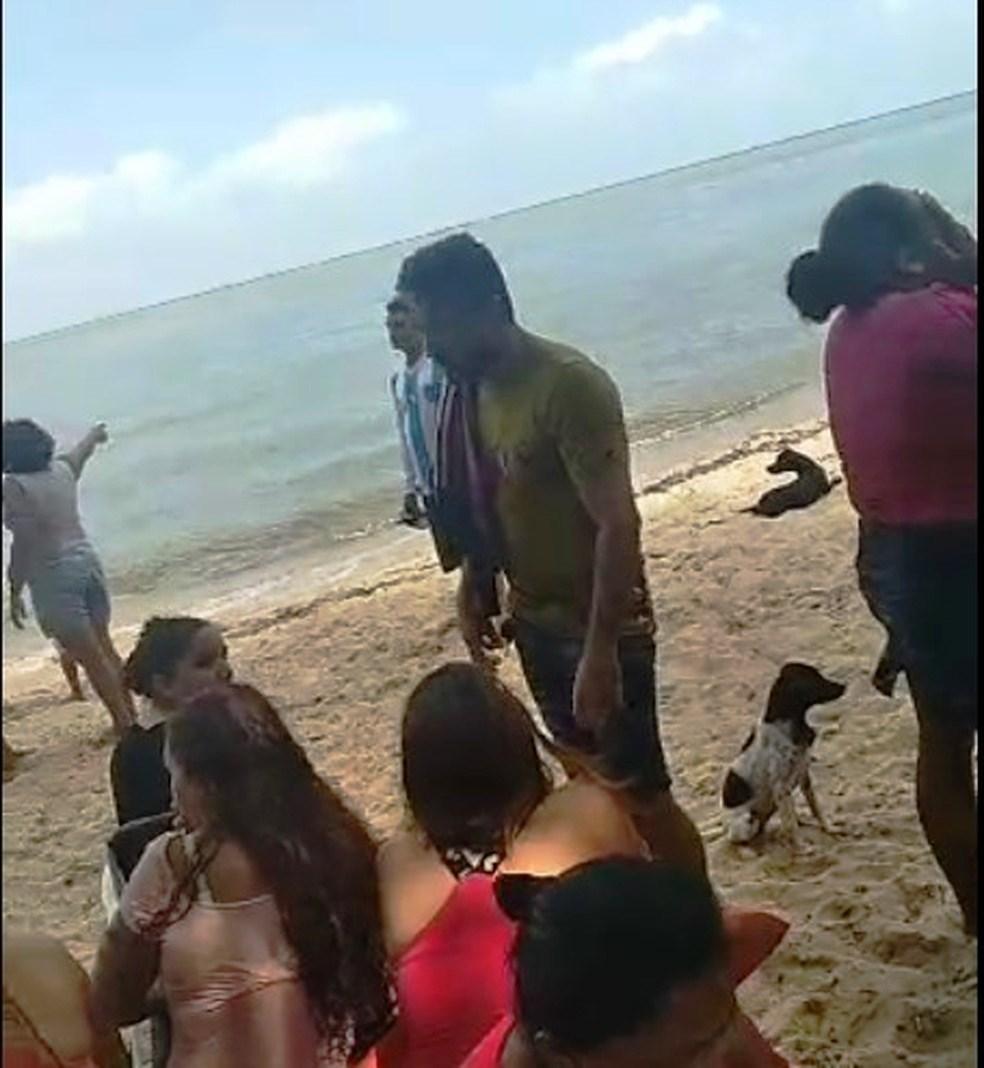 Embarcação de passageiros naufraga e deixa mortos e desaparecidos na região de Belém