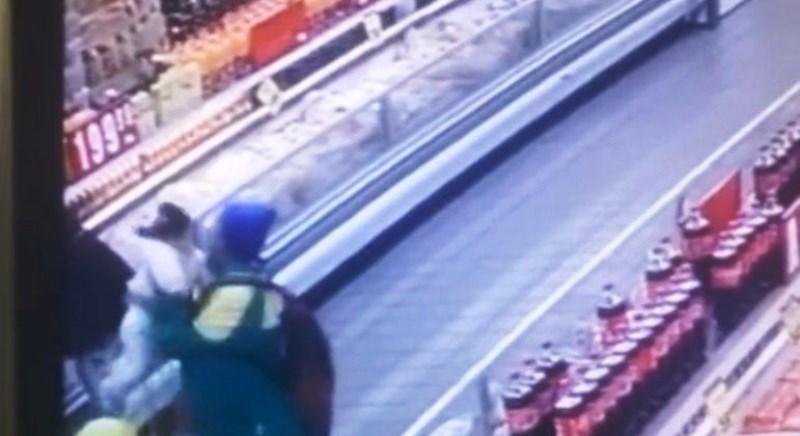 Mulher tenta sequestrar bebê em carrinho de supermercado