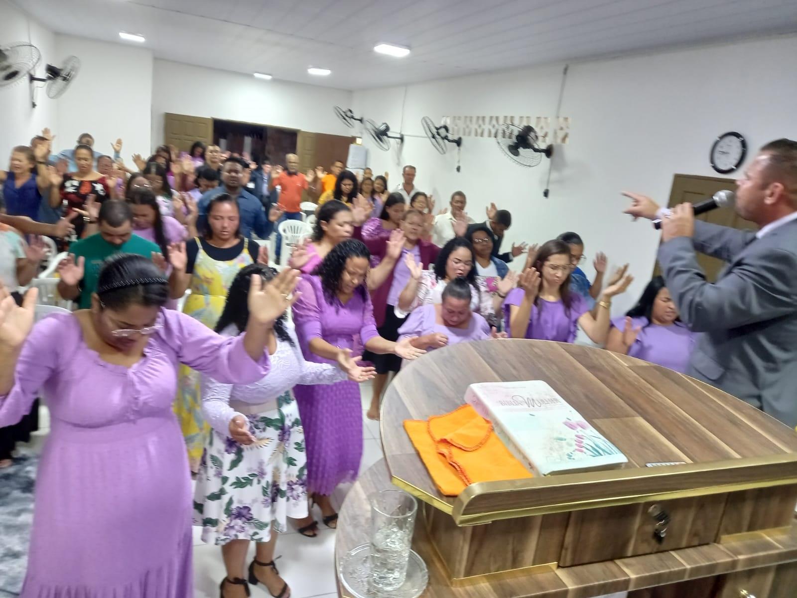 Igreja Missionária Templo dos Milagres, de Conceição da Barra, ES, realiza culto em comemoração ao Encontro de Mulheres EDIFICADAS na Palavra