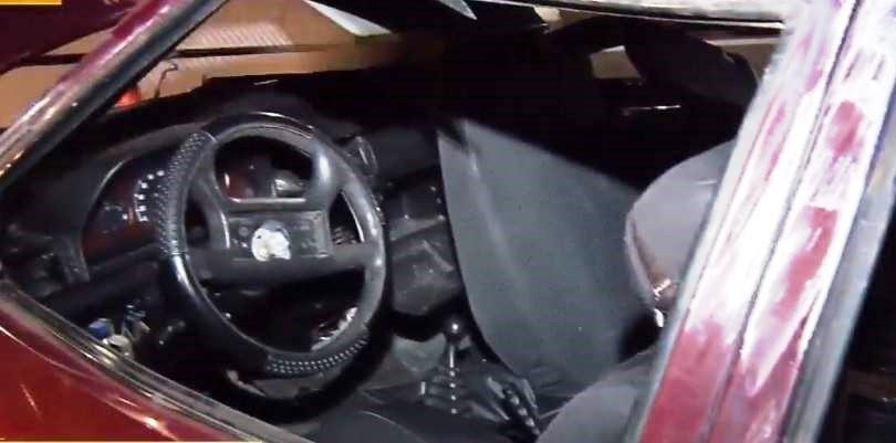 Em acidente entre carro e caminhão na BR-101, mulheres são arremessadas pela janela de carro, no ES