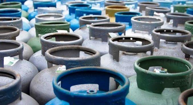 Petrobras reduz preço do gás de cozinha em 6% a partir desta sexta-feira (23)Petrobras reduz preço do gás de cozinha em 6% a partir desta sexta-feira (23)