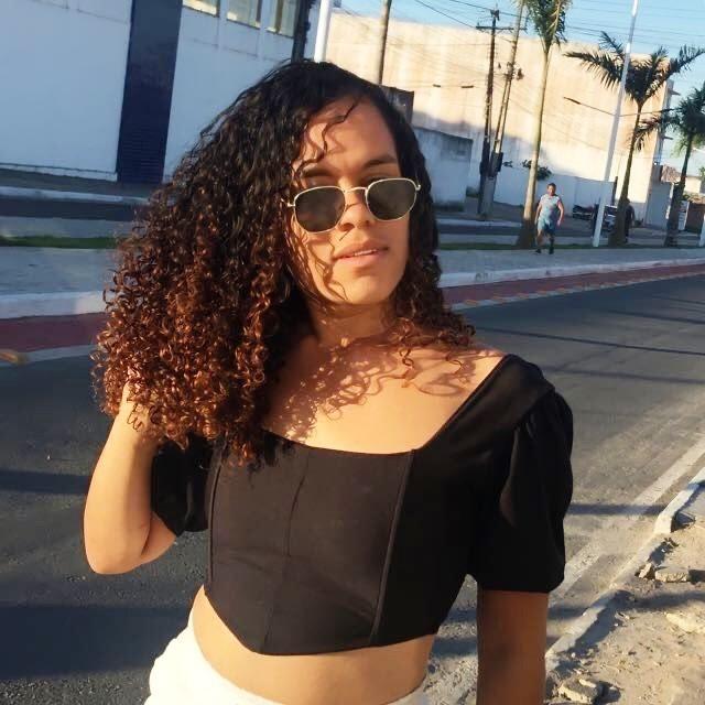 Mulher vai ao ginecologista com suspeita de gravidez e descobri que tinha dois úteros