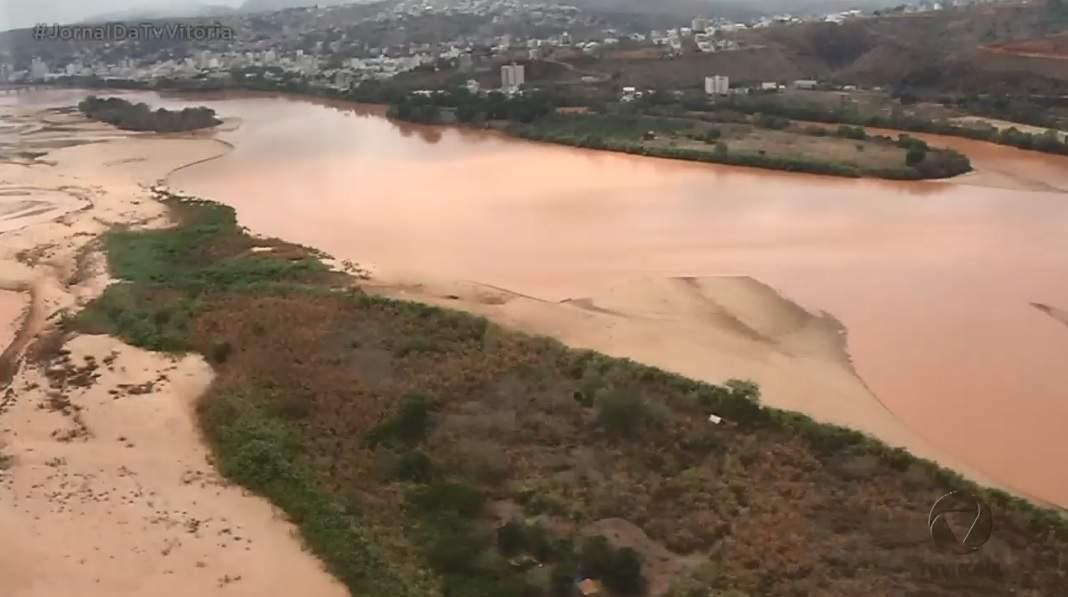 Lama no Rio Doce: governo do ES e MPF pedem bloqueio de R$ 10 bi das empresas Vale e da BHP Billiton