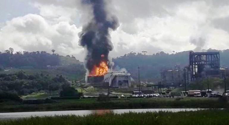Explosão em usina deixa feridos e provoca incêndio de grandes proporções, em AL