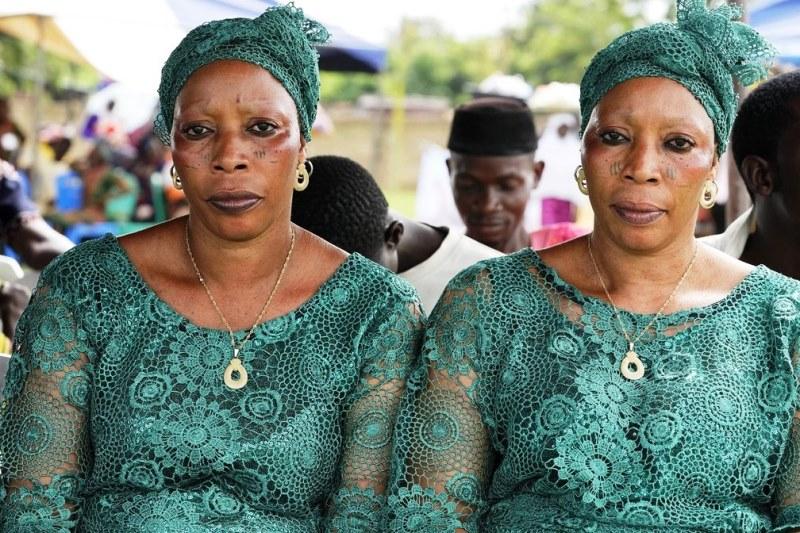 Festival reúne milhares de gêmeos e celebra fertilidade curiosa em cidade nigeriana