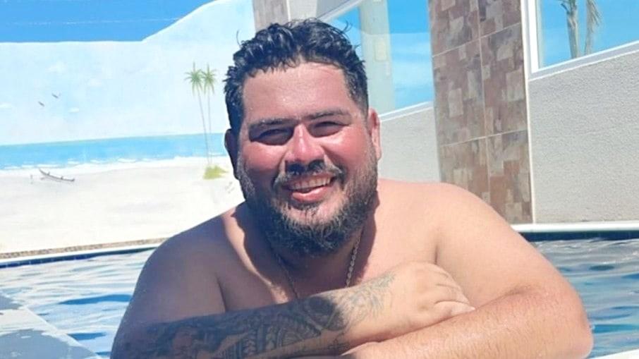 Cantor de forró é morto a tiros no Ceará